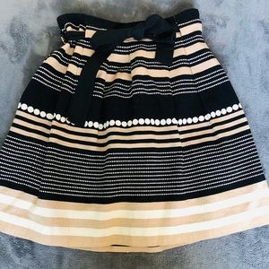 Grace continental skirt